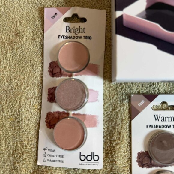 Billion Dollar Beauty Makeup Box / Mirror, Eyeshadow, and Blush BRAND NEW - Picture 8 of 12